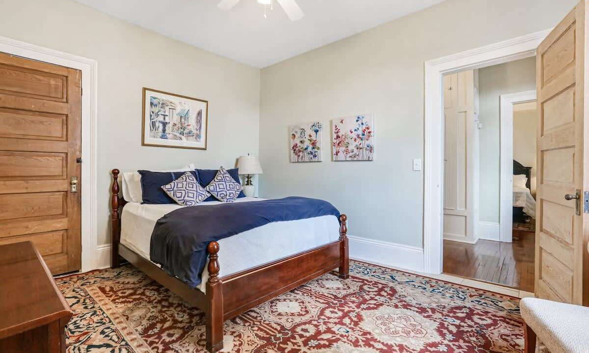 Photo of Bedroom in Mid-City