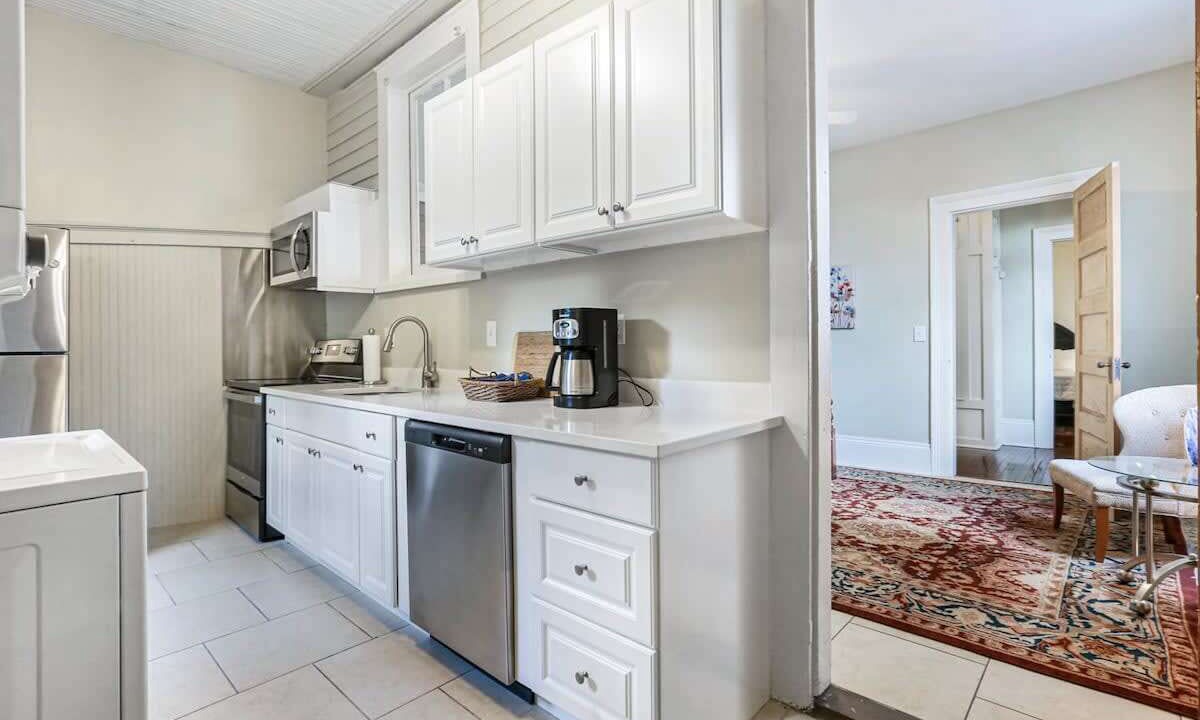 Photo of Kitchen in Mid-City