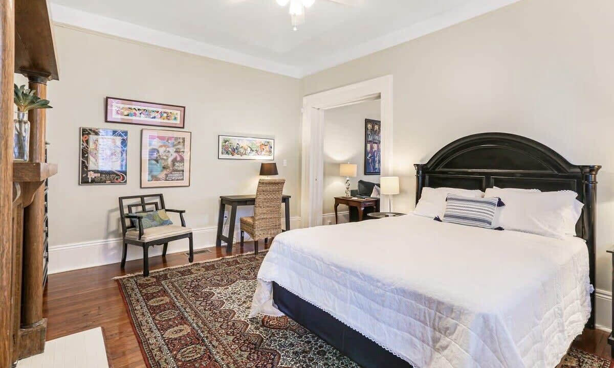 Photo of Bedroom in Mid-City
