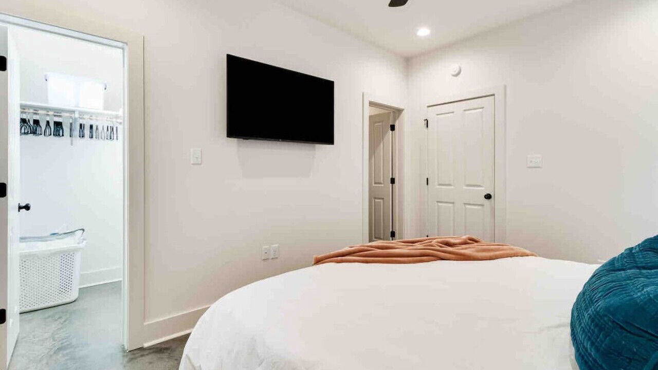 Photo of Bedroom in Lafayette