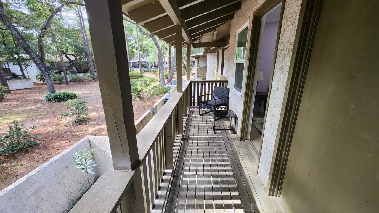 Photo of Patio Balcony in Palmetto Dunes