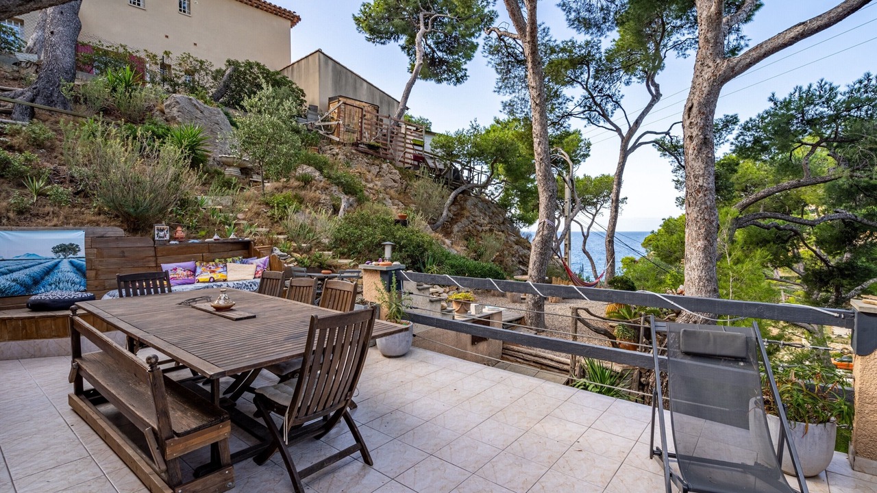 Photo of Outdoor in Ensues-la-Redonne