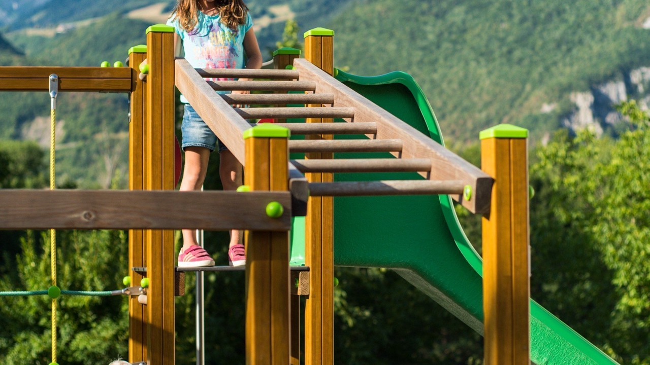 Photo of Others in Giez