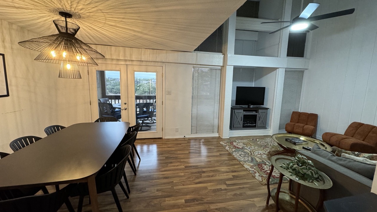 Photo of Bedroom in Point Venture