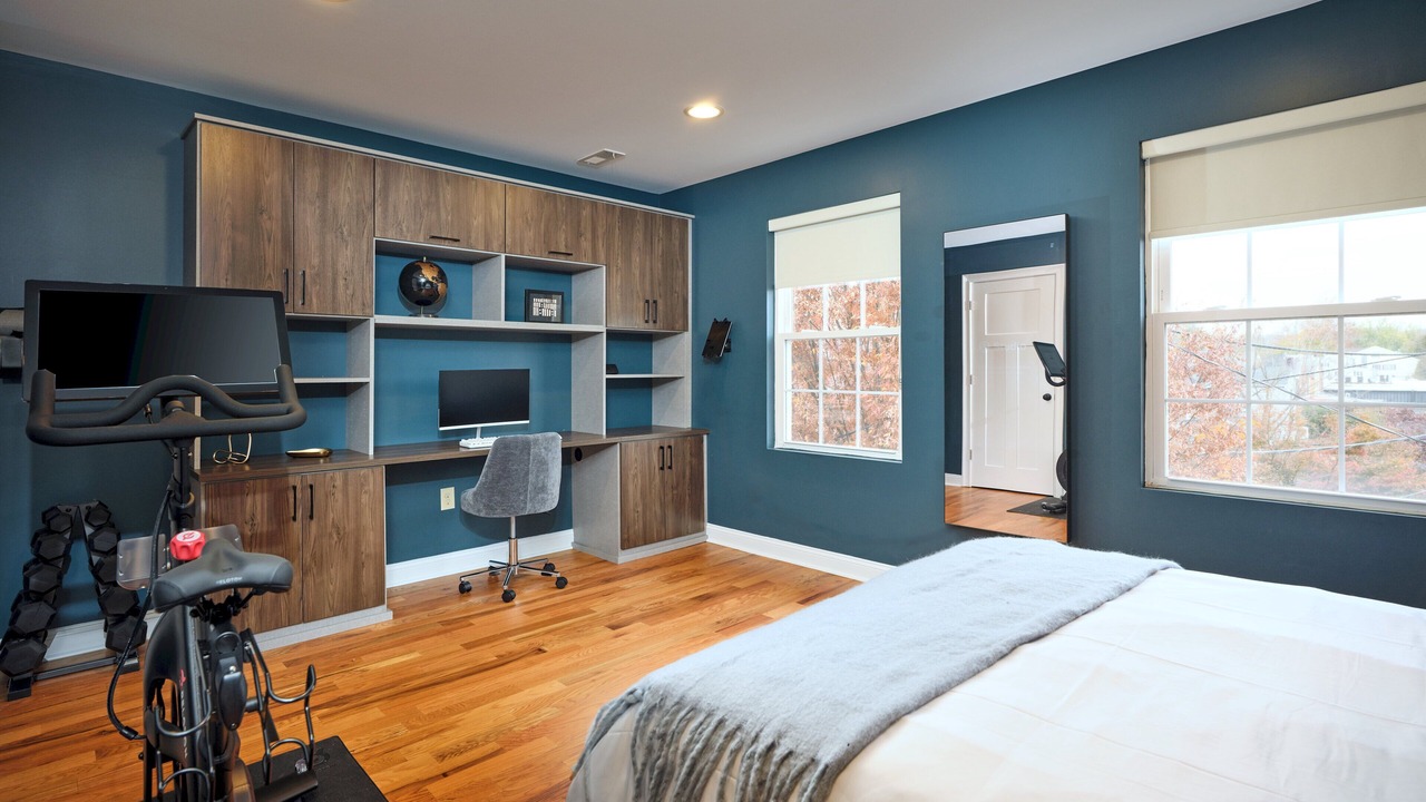 Photo of Bedroom in Lambertville