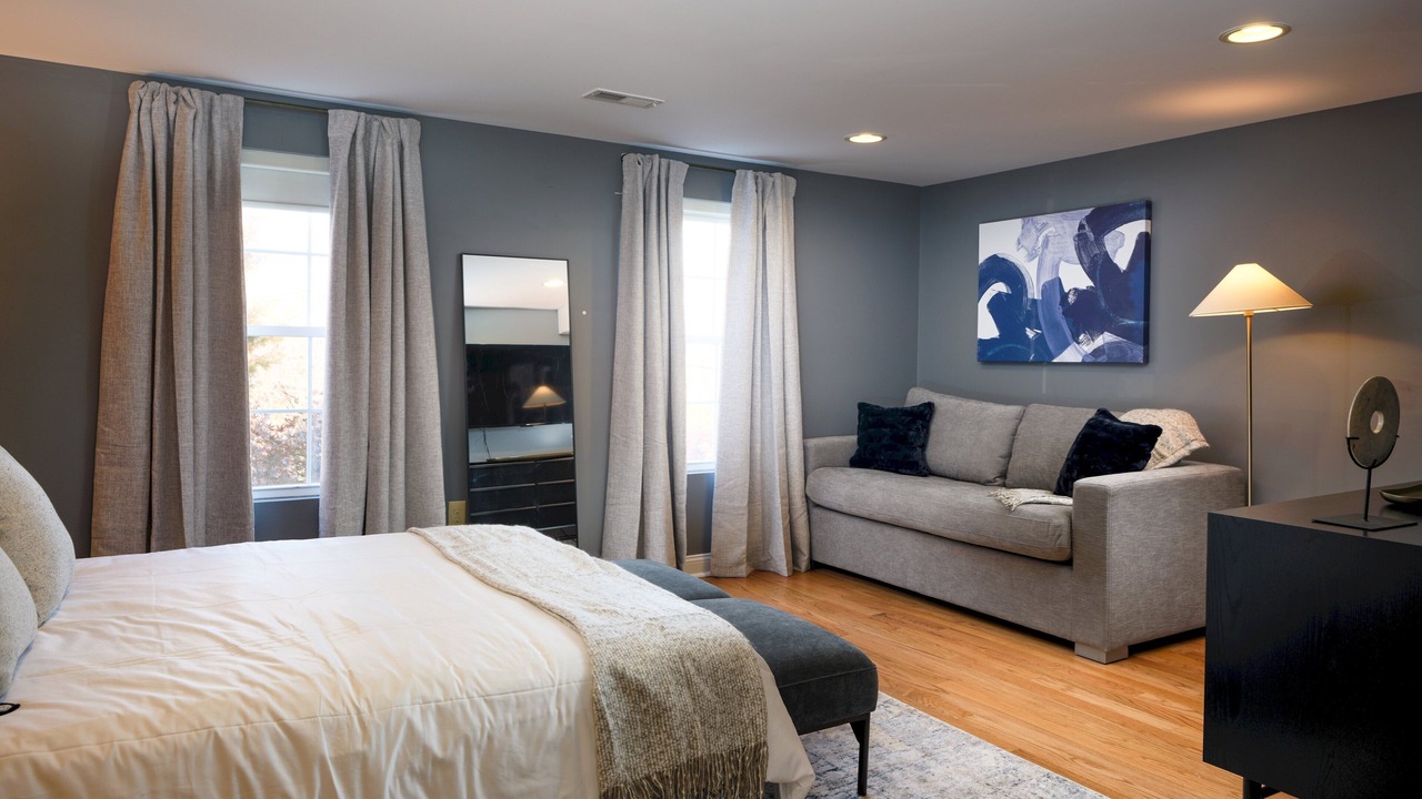 Photo of Bedroom in Lambertville