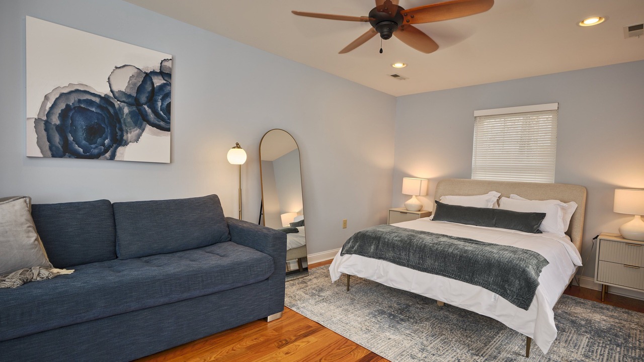 Photo of Bedroom in Lambertville