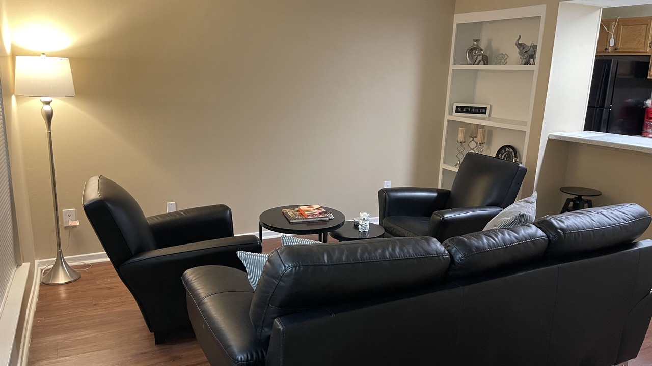 Photo of Livingroom in Dunwoody