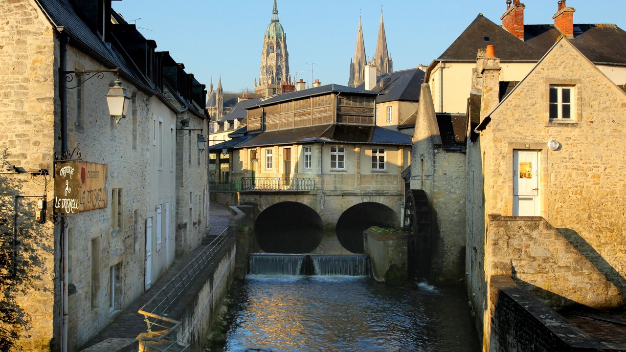 Photo of Others in Bayeux