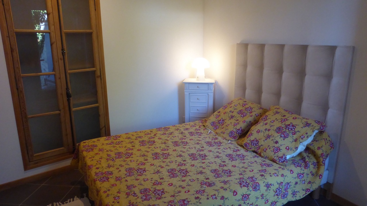 Photo of Bedroom in Roquefort-des-Corbieres