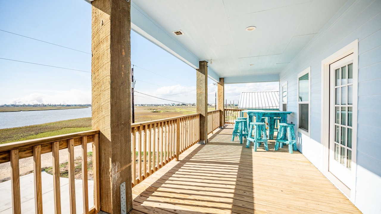 Photo of Patio Balcony in Cedar Lane