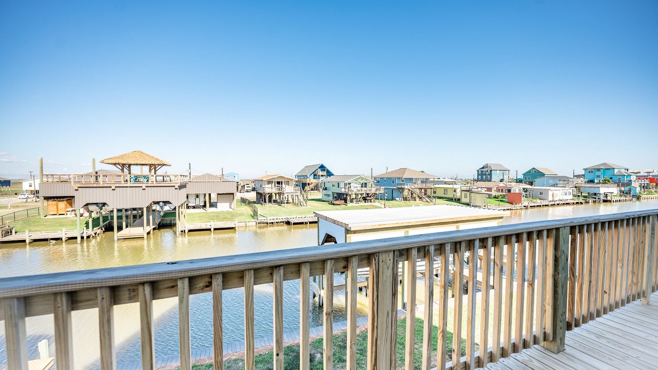 Photo of Patio Balcony in Cedar Lane