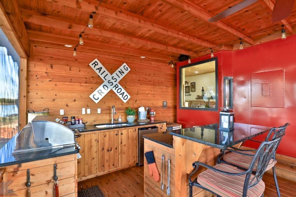 Photo of Kitchen in Baird