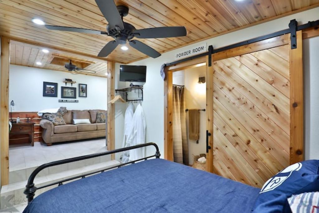 Photo of Bedroom in Baird