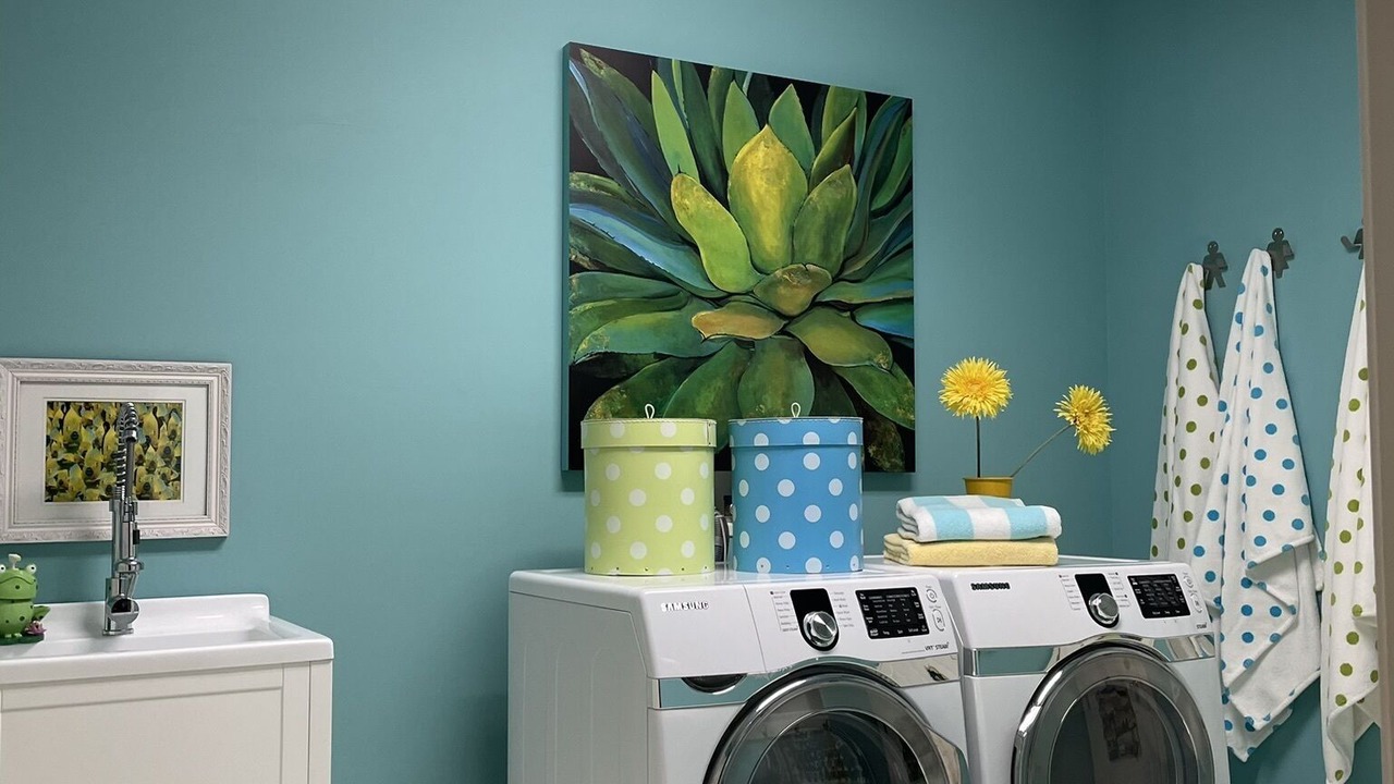 Photo of Others in Long Neck