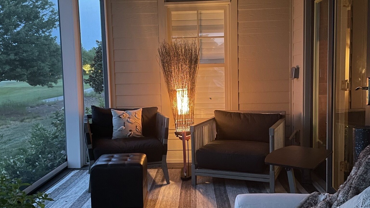 Photo of Livingroom in Long Neck