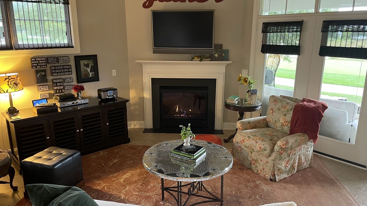 Photo of Livingroom in Long Neck