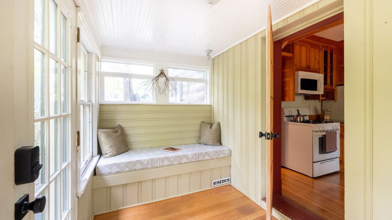 Photo of Bedroom in Peninsula