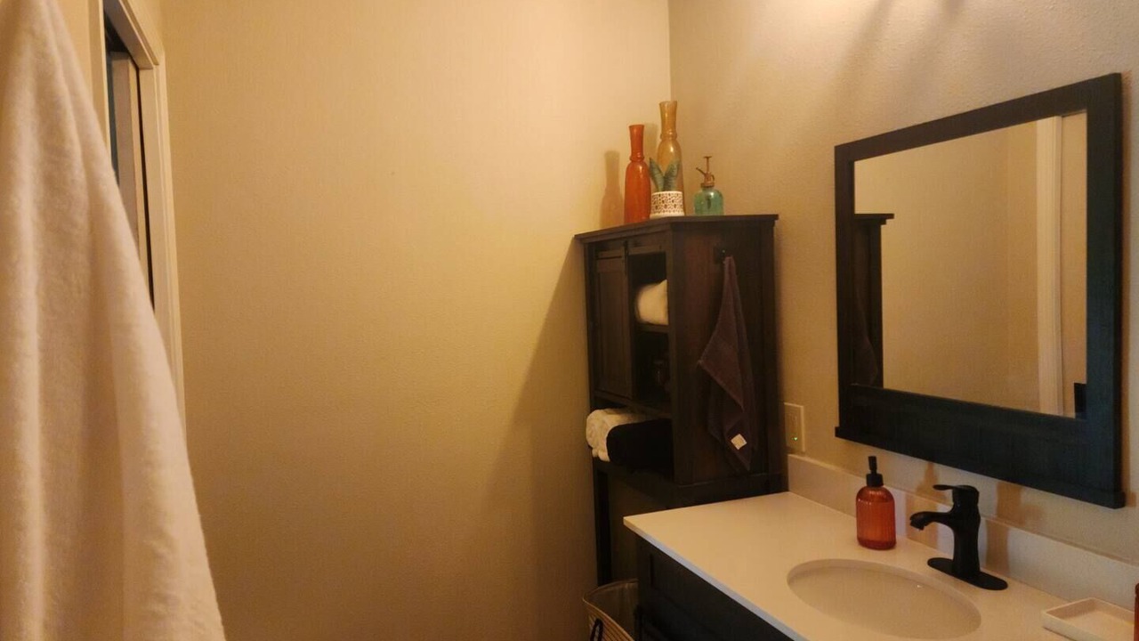 Photo of Bathroom in Bell City