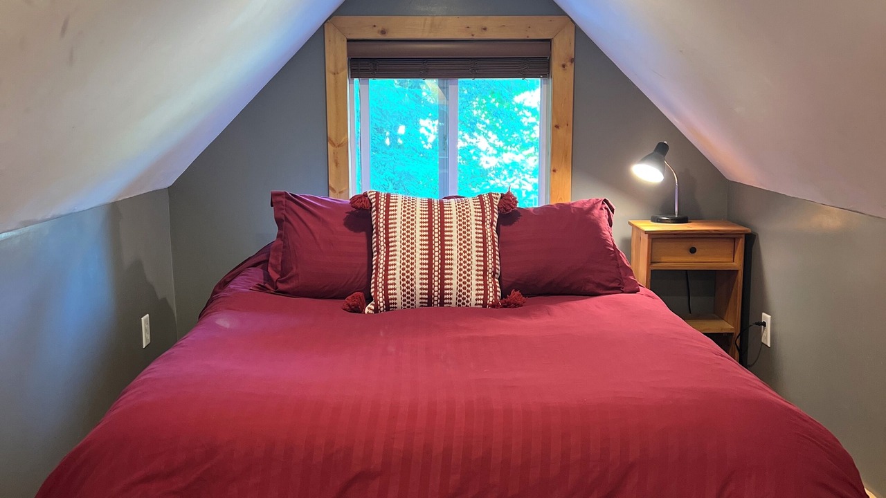 Photo of Bedroom in Glacier