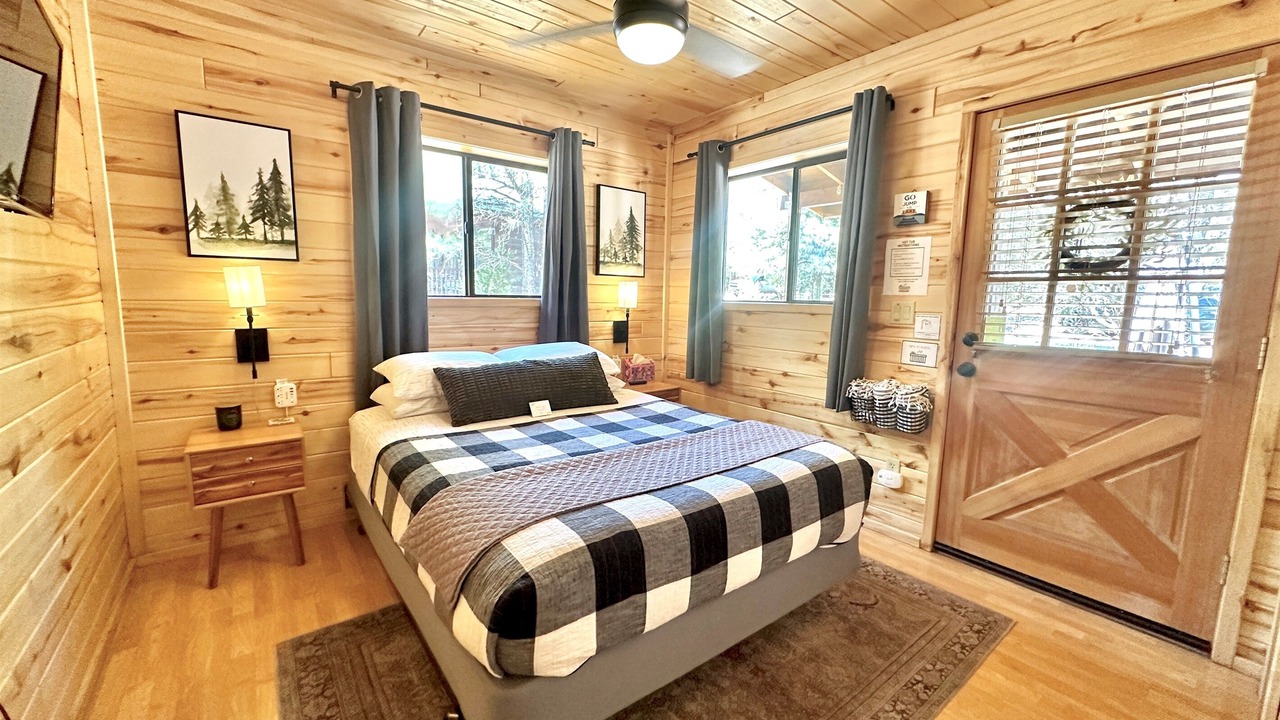 Photo of Bedroom in Heber