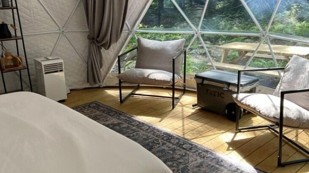 Photo of Bedroom in Greentown