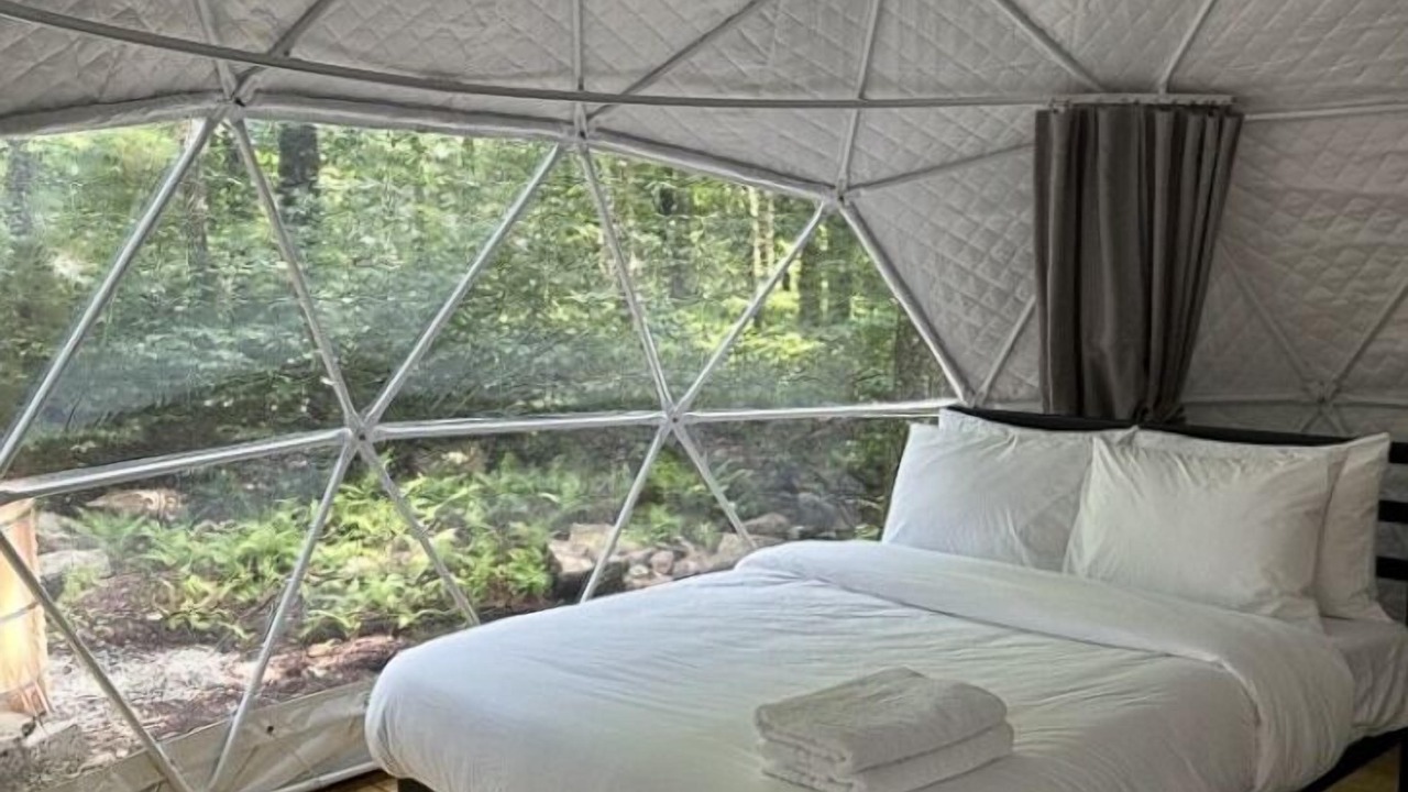 Photo of Bedroom in Greentown