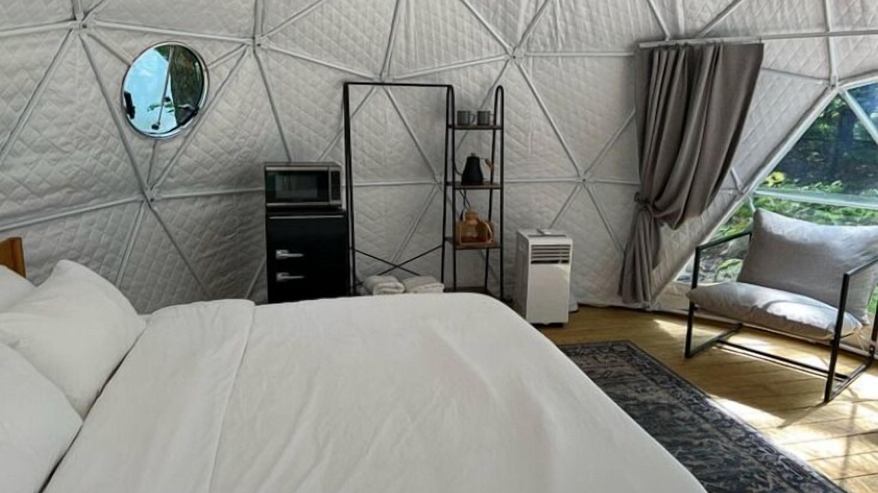 Photo of Bedroom in Greentown