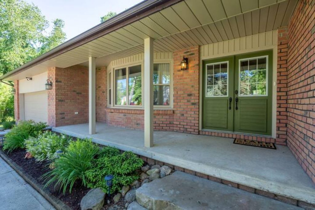 Photo of Outdoor in Kettle Point 44