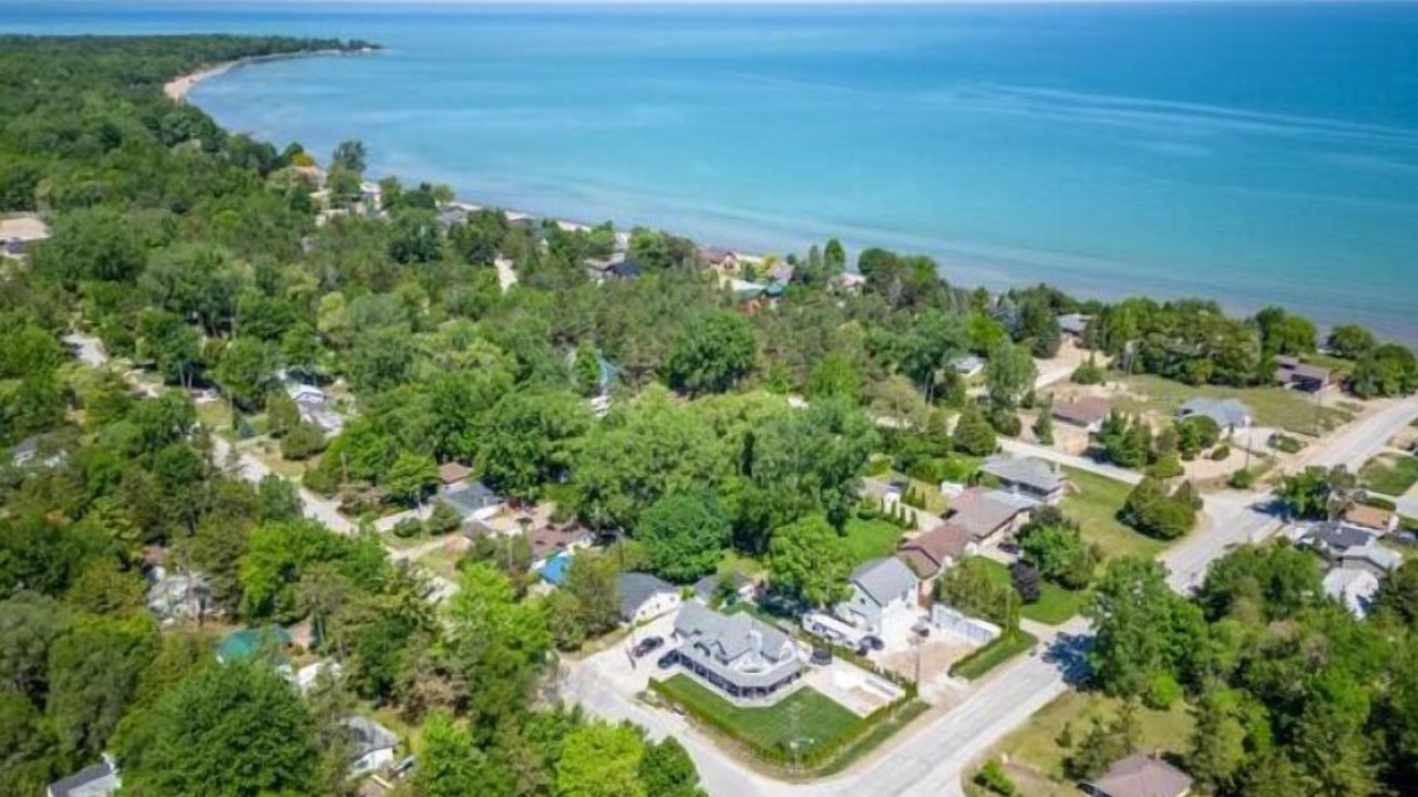 Photo of Outdoor in Kettle Point 44