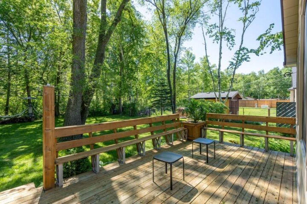 Photo of Patio Balcony in Kettle Point 44