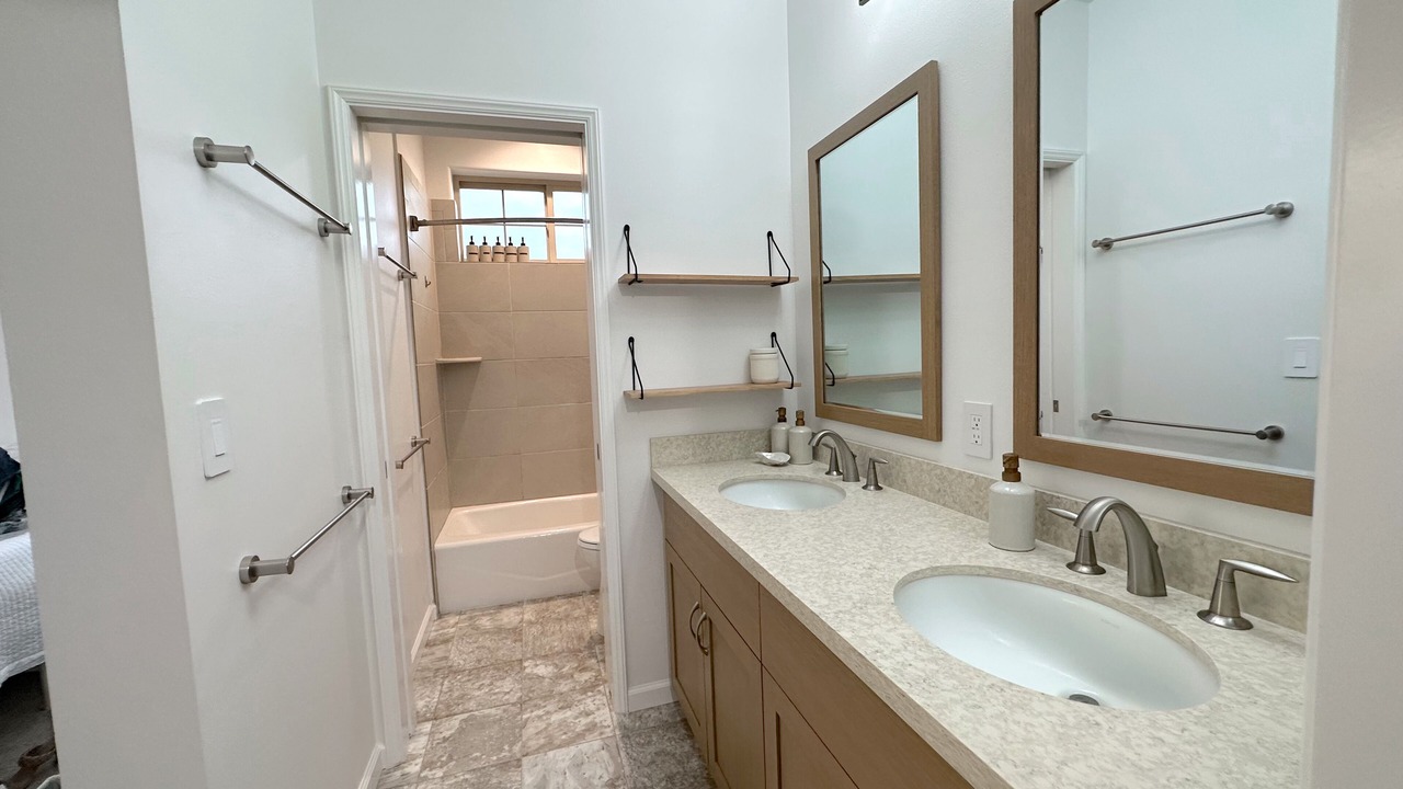 Photo of Others in Makaha Valley