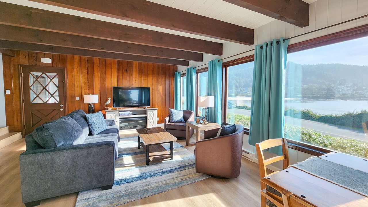 Photo of Bedroom in Yachats