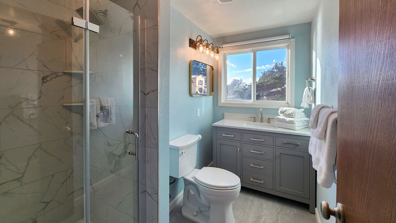 Photo of Bathroom in Yachats