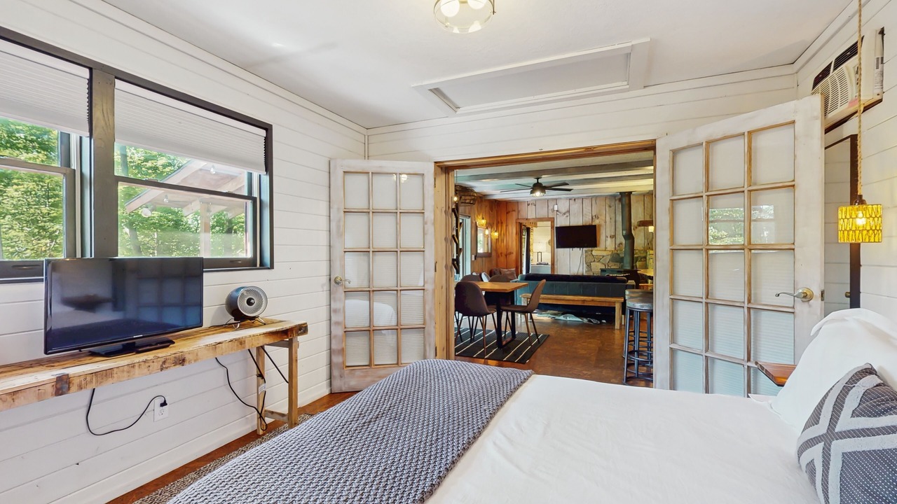 Photo of Bedroom in Horse Shoe