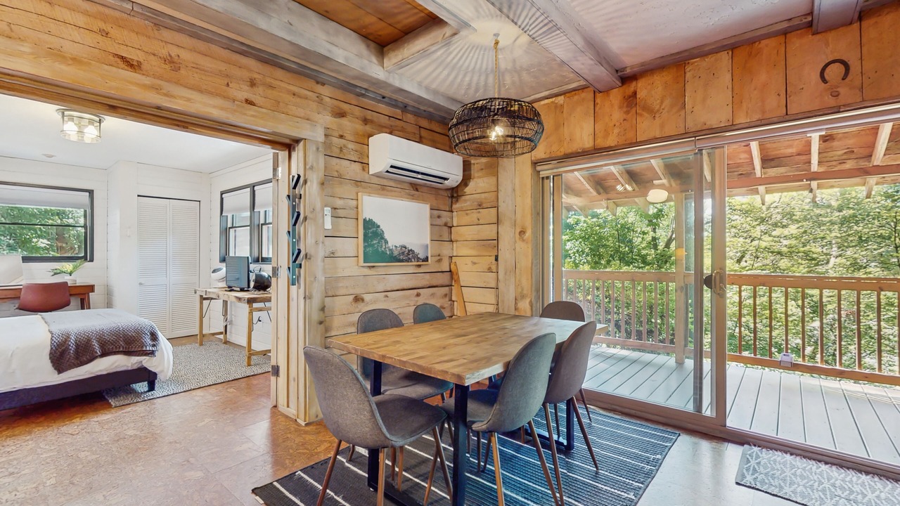 Photo of Bedroom in Horse Shoe