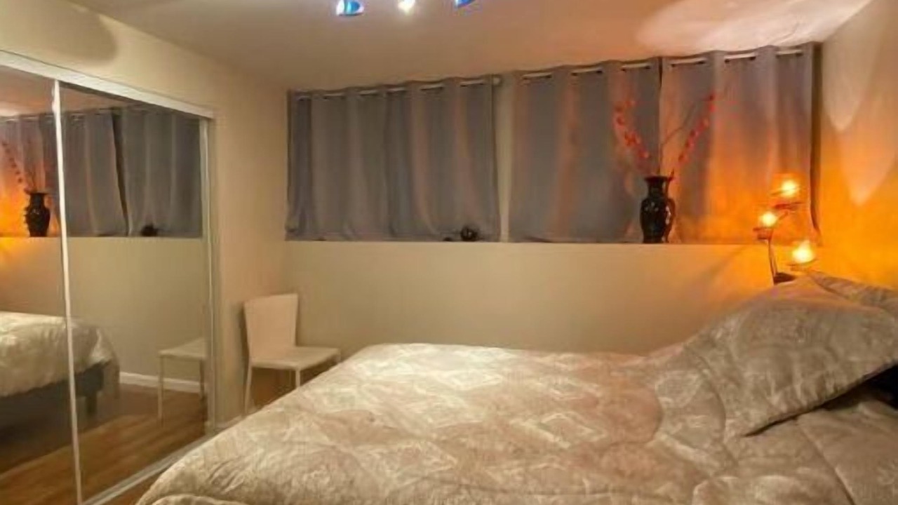 Photo of Bedroom in Outer Sunset