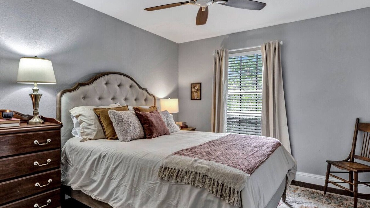 Photo of Bedroom in Allen