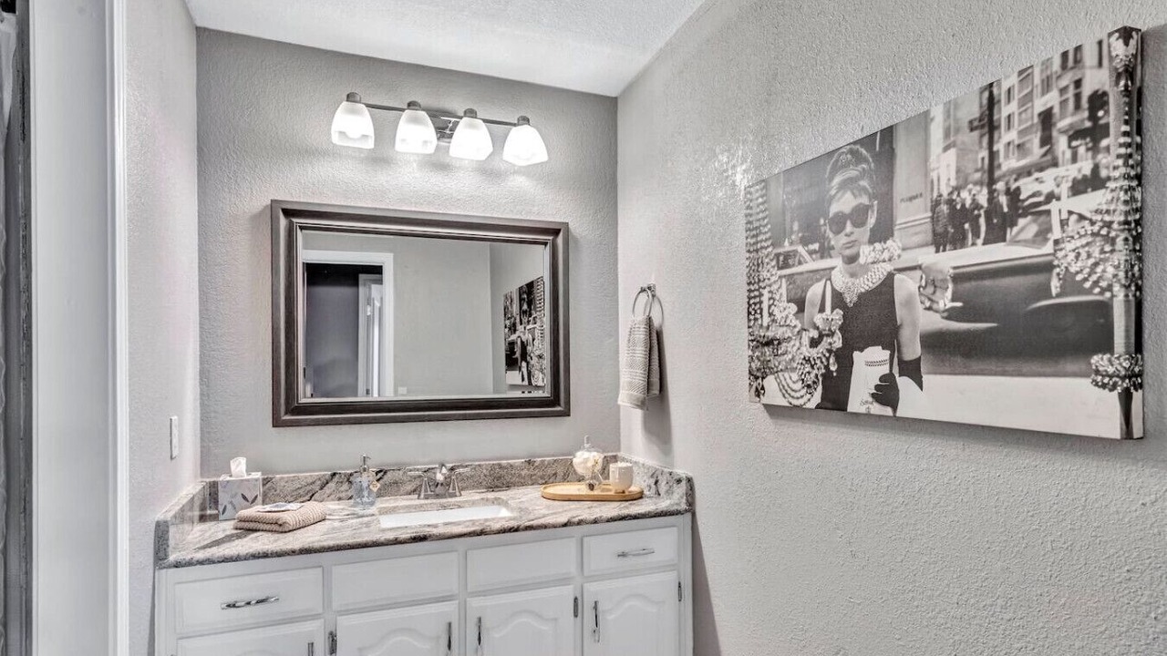 Photo of Bathroom in Allen