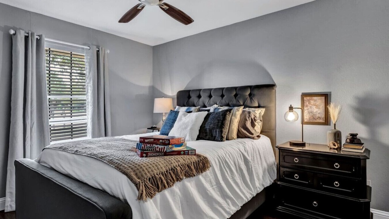 Photo of Bedroom in Allen