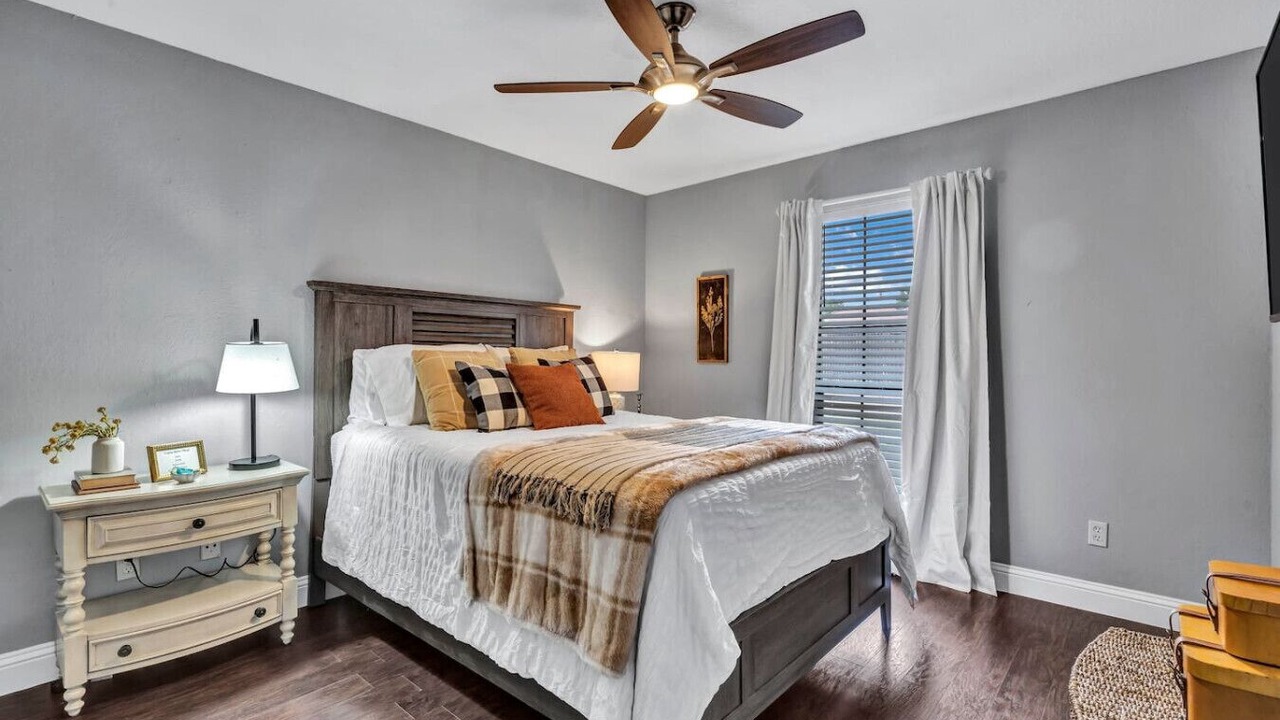 Photo of Bedroom in Allen