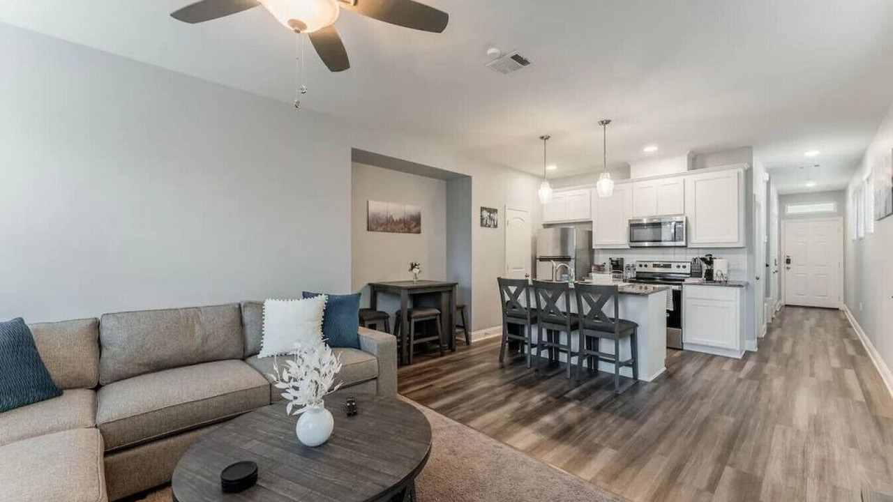 Photo of Livingroom in Lewisville