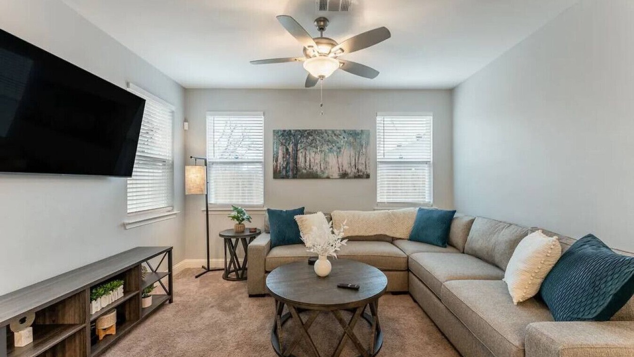 Photo of Livingroom in Lewisville