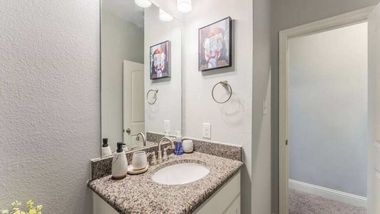 Photo of Bathroom in Lewisville