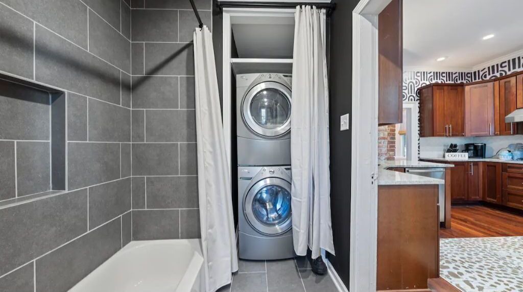 Photo of Bathroom in Midtown