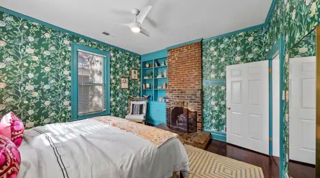 Photo of Bedroom in Midtown