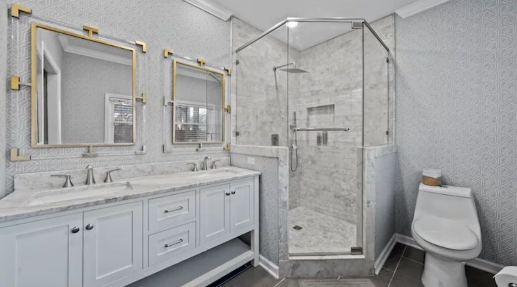 Photo of Bathroom in Midtown