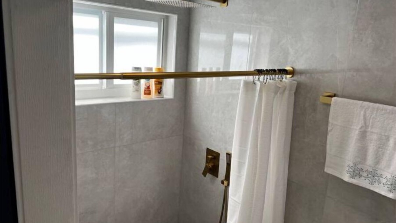 Photo of Bathroom in Hialeah