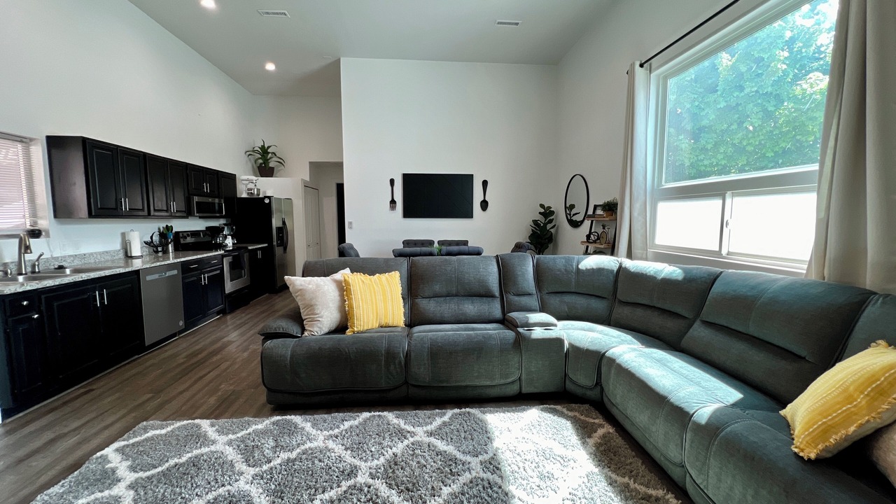 Photo of Livingroom in West Jordan