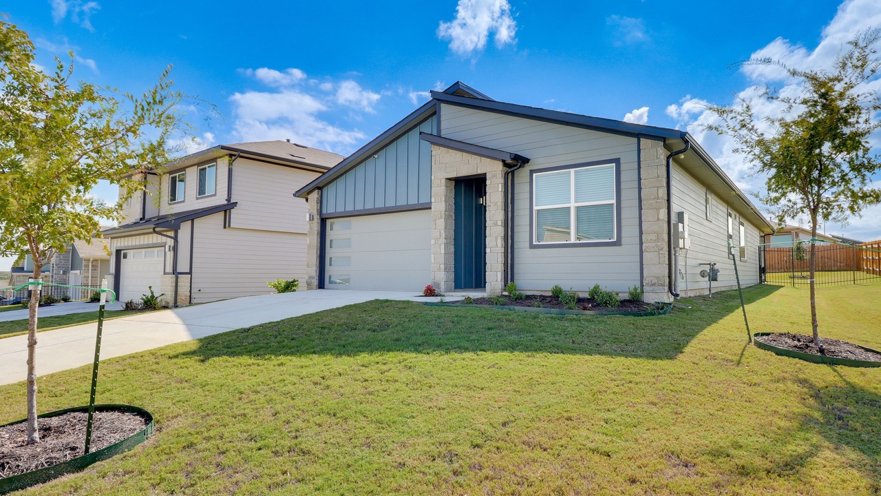 Photo of Outdoor in McNeil